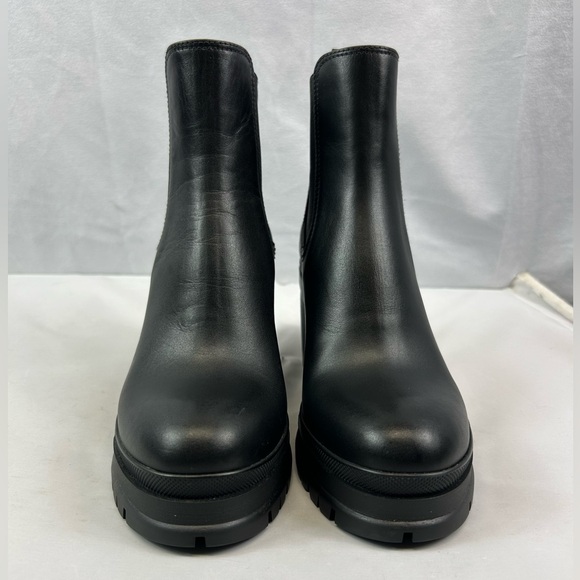 PRADA 
Vitello Montana Lug Sole Chelsea 55mm Boots - Picture 4 of 13